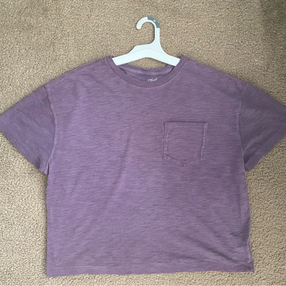Womens cropped t shirt